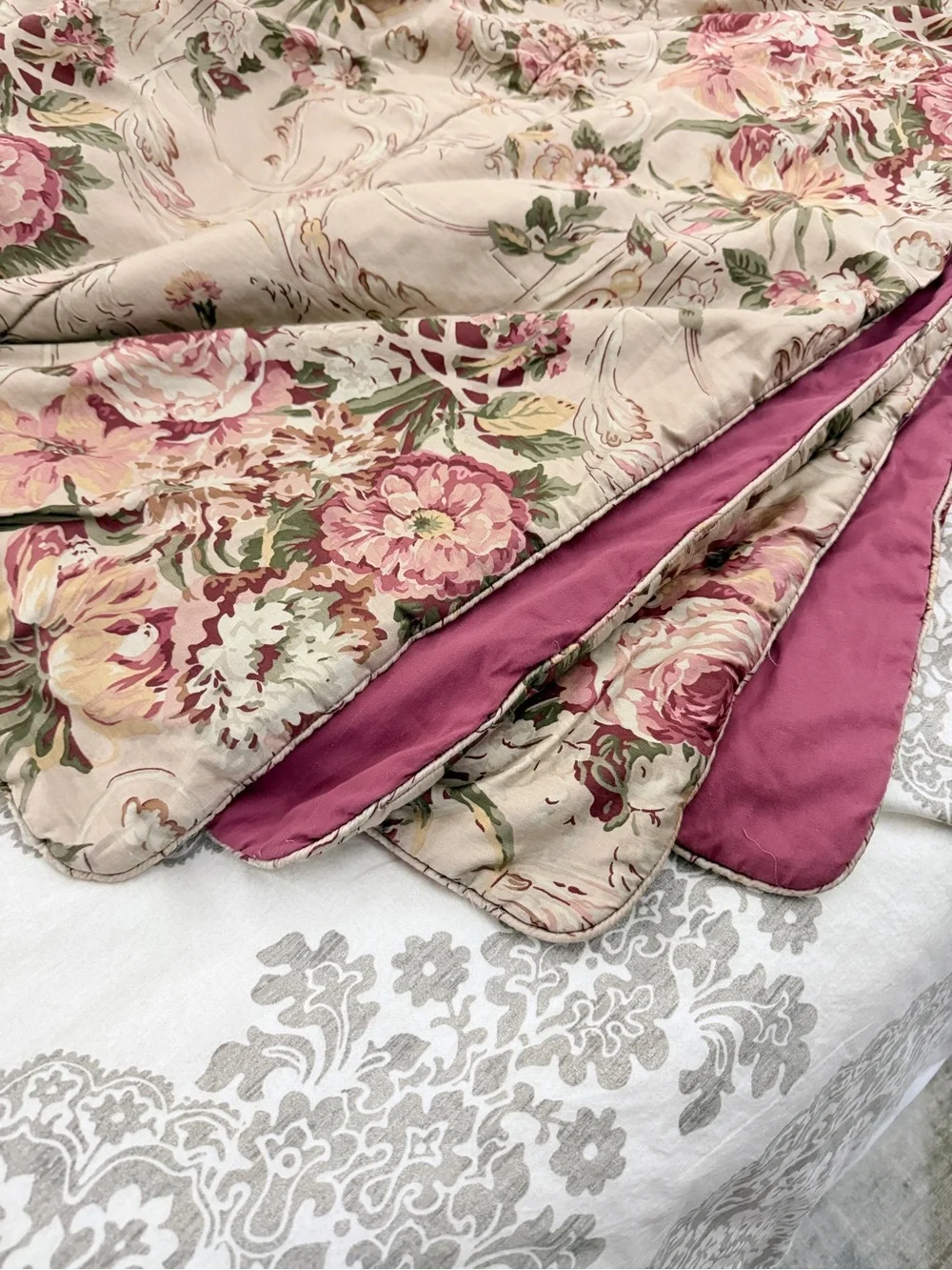 Ralph Lauren Guinevere Aragon Medieval Floral Sateen Full/Queen Comforter